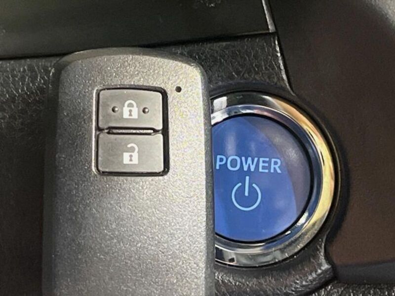 AURIS HYBRID