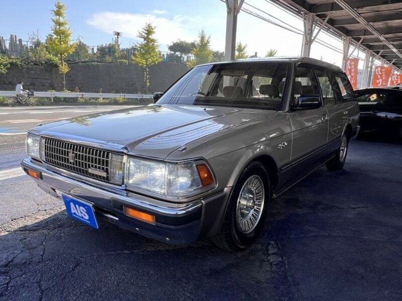 TOYOTA CROWN WAGON
