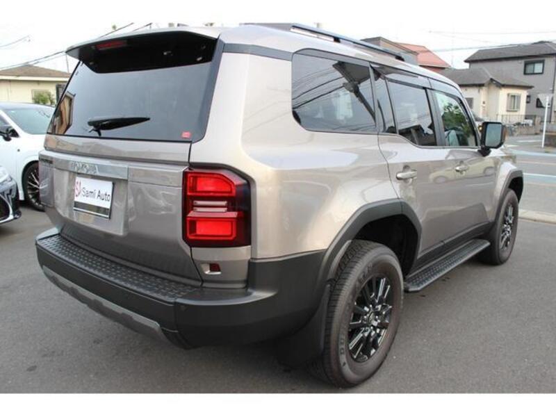 LAND CRUISER 250