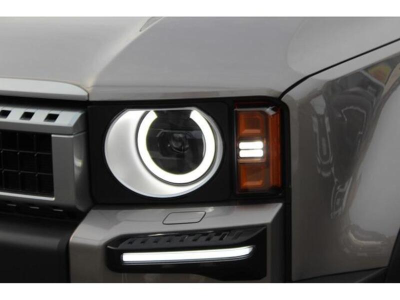 LAND CRUISER 250