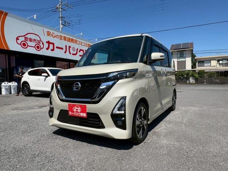 NISSAN ROOX