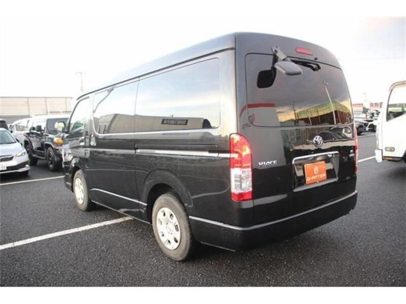 HIACE
