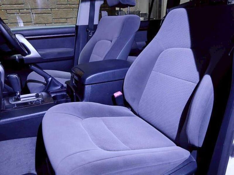 LAND CRUISER