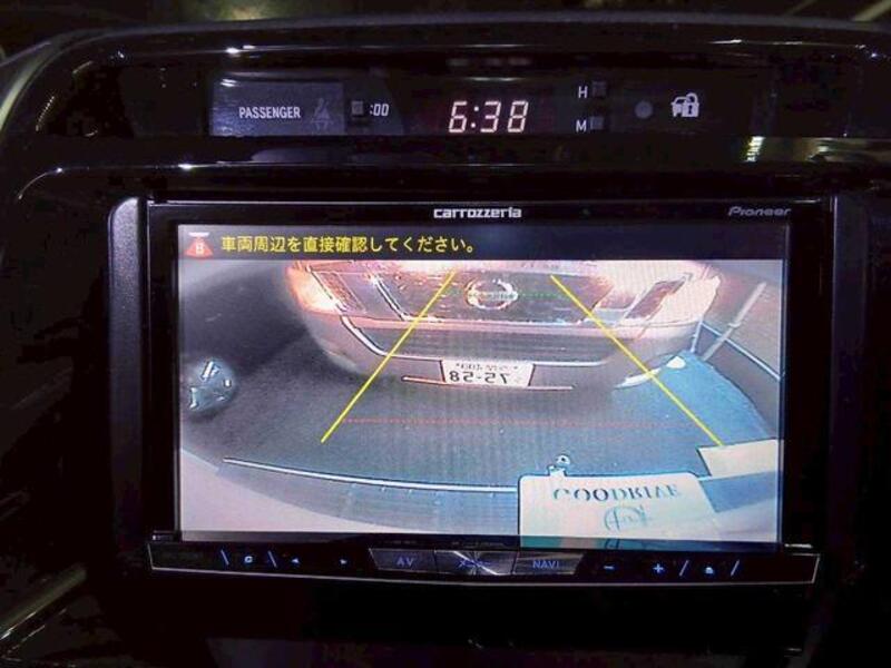 LAND CRUISER
