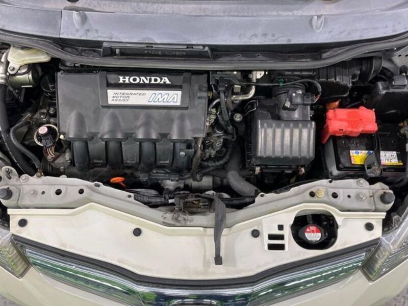 FIT HYBRID