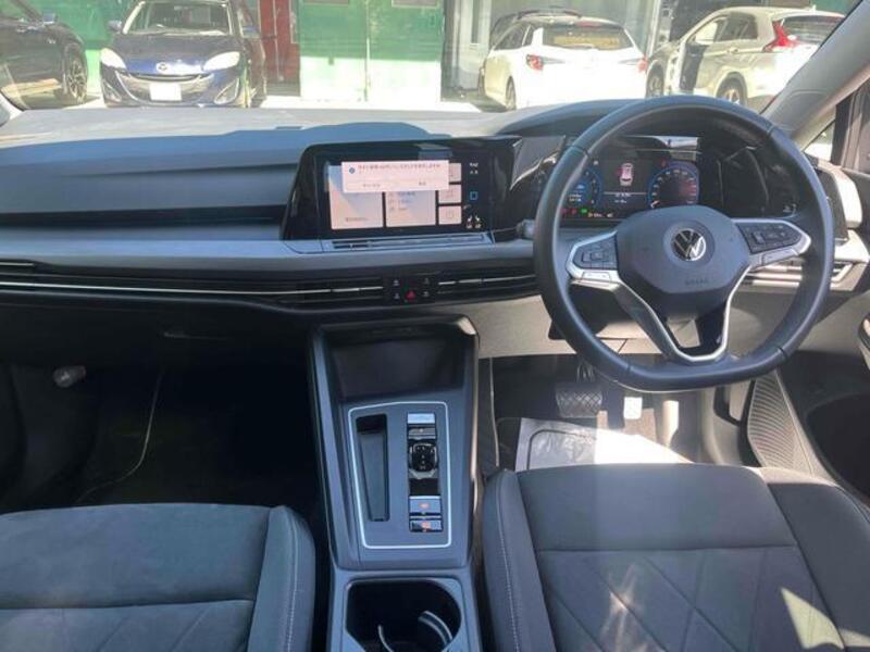GOLF VARIANT