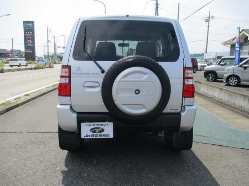 PAJERO MINI