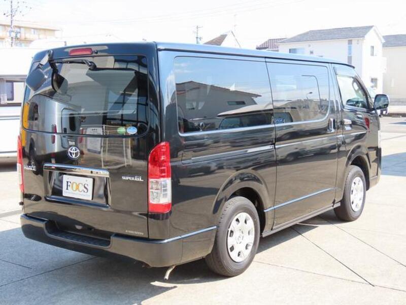 HIACE VAN