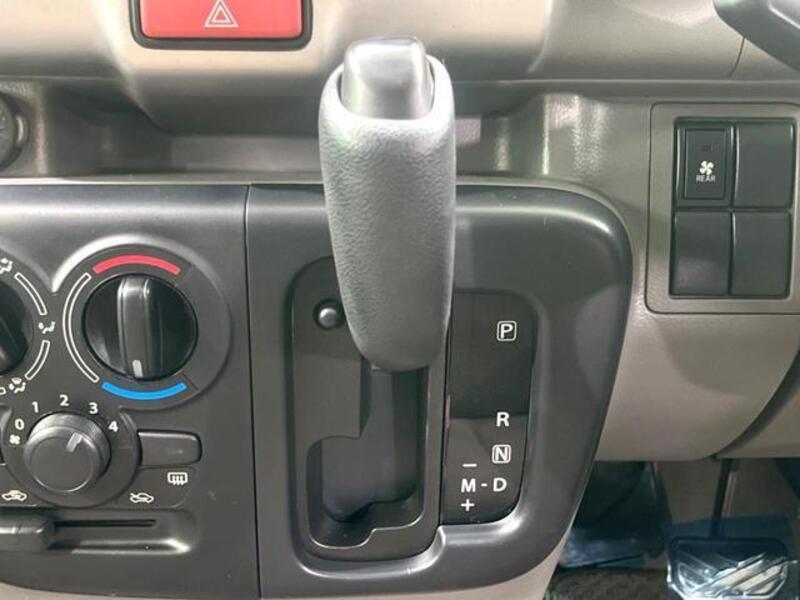 MINICAB VAN