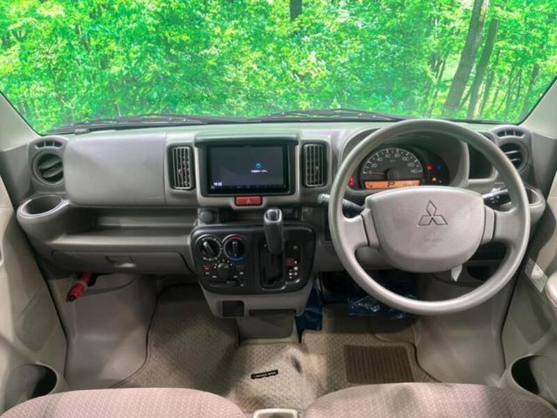 MINICAB VAN