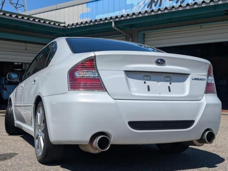 LEGACY B4