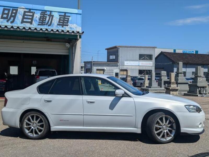 LEGACY B4