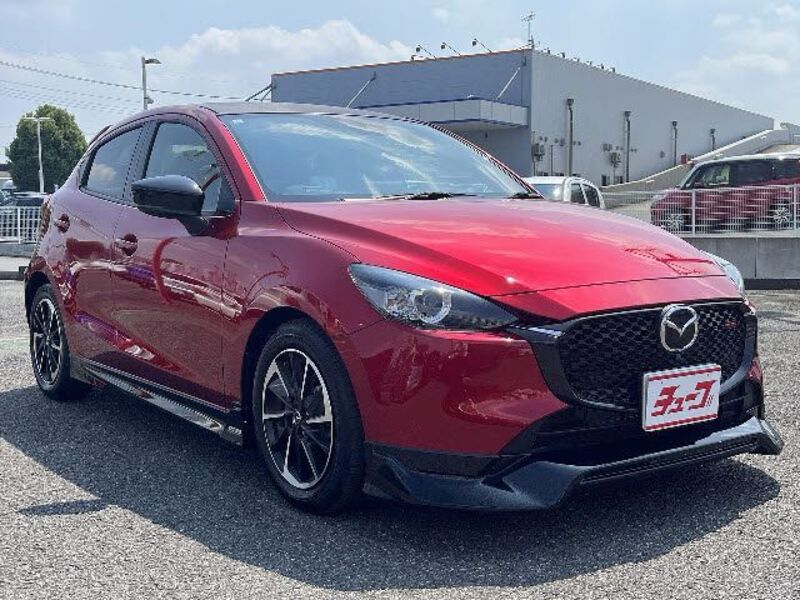MAZDA2