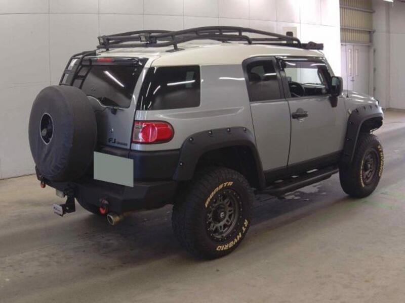 FJ CRUISER