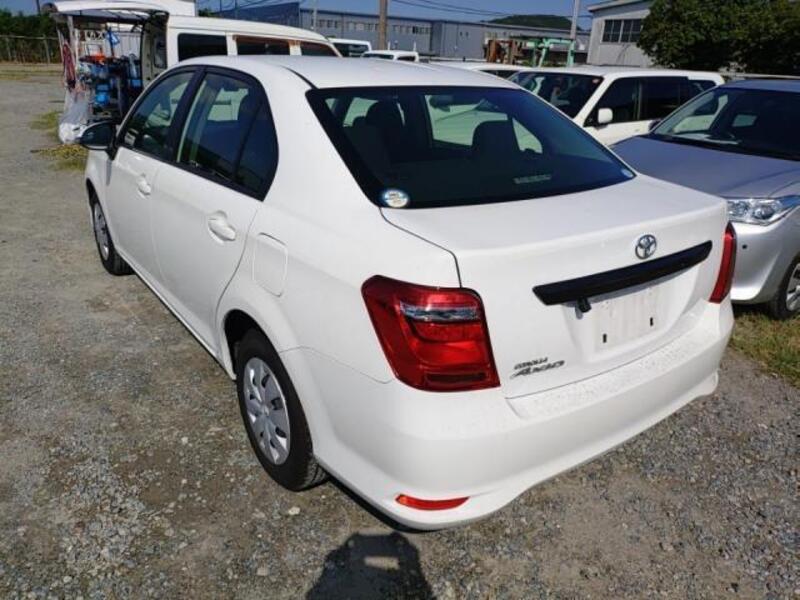 COROLLA AXIO