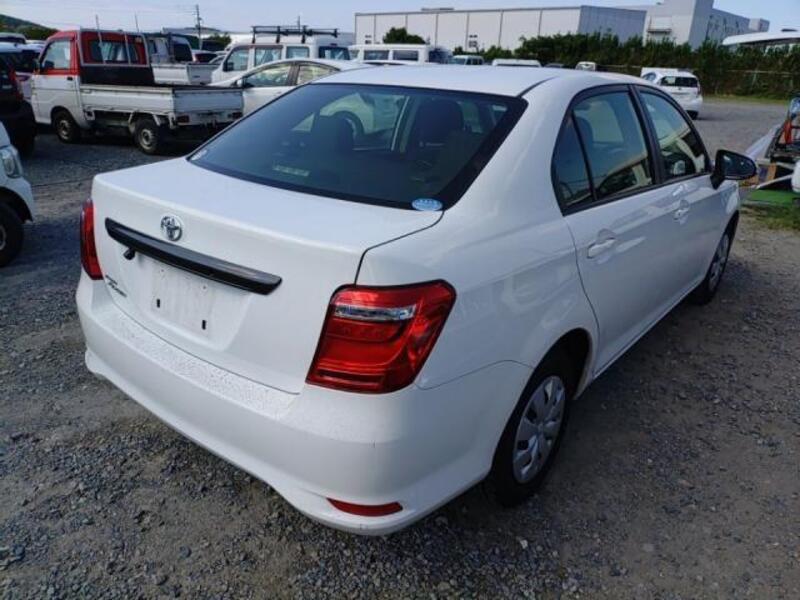 COROLLA AXIO