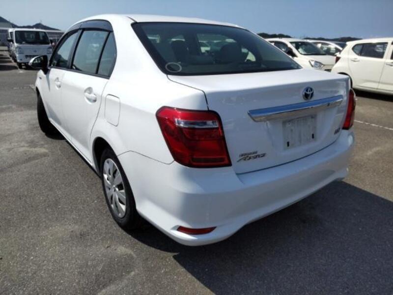 COROLLA AXIO