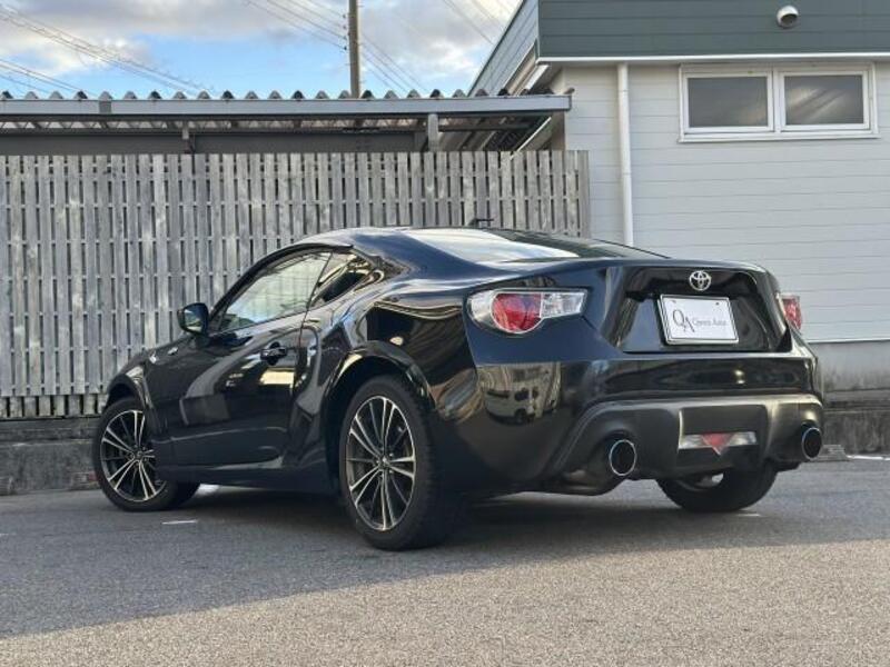 86