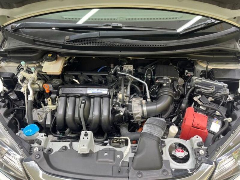 FIT HYBRID