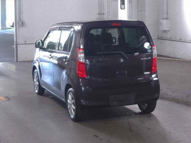 WAGON R