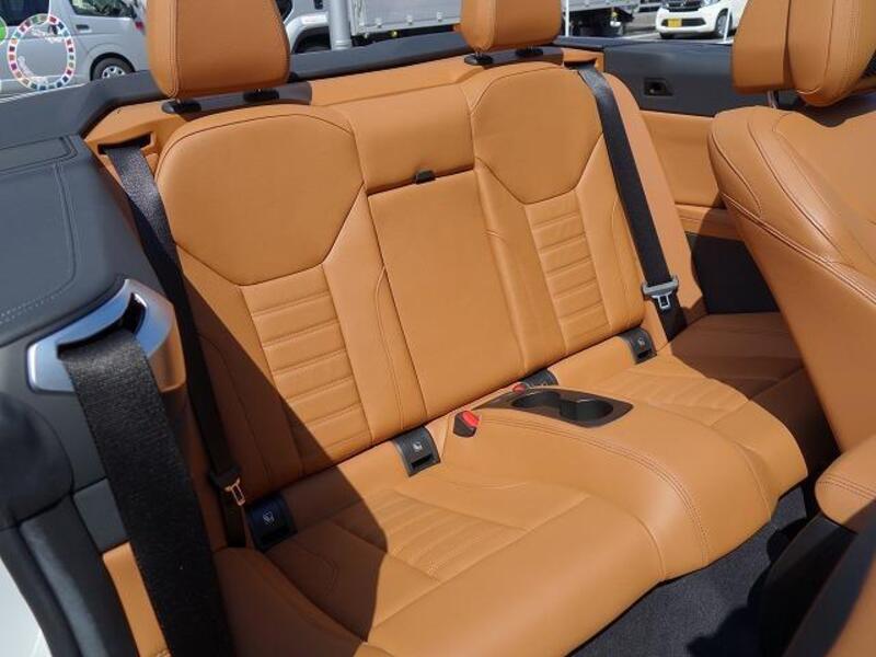 4 SERIES