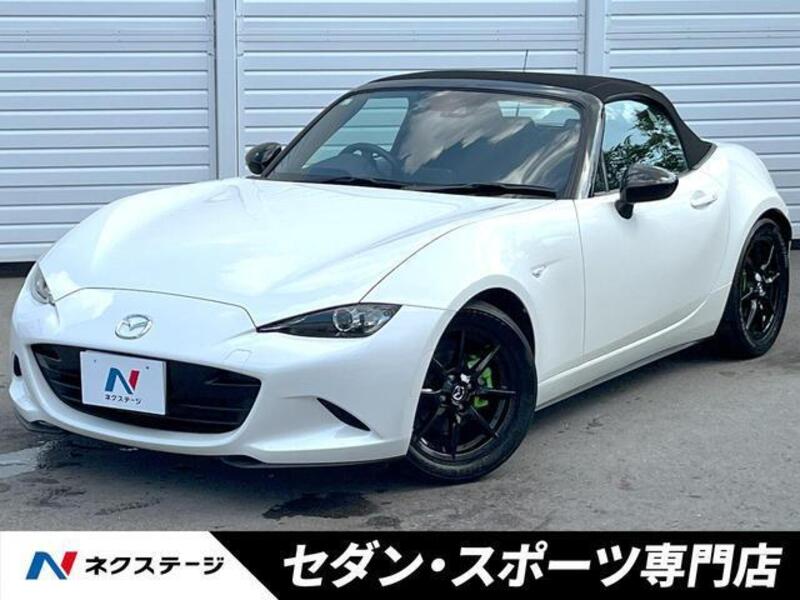 ROADSTER-0