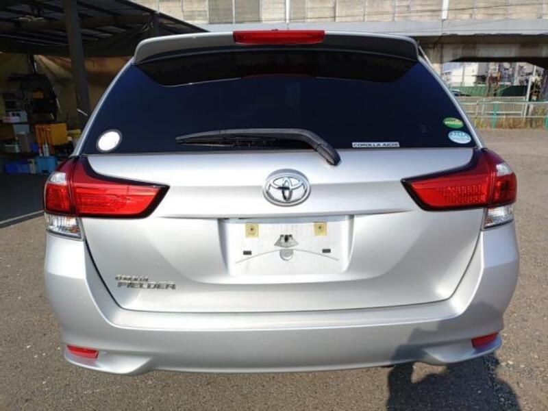 COROLLA FIELDER