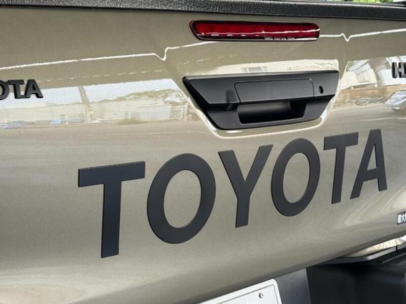 HILUX