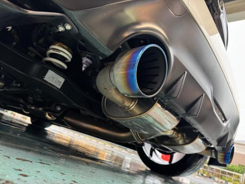 GR YARIS