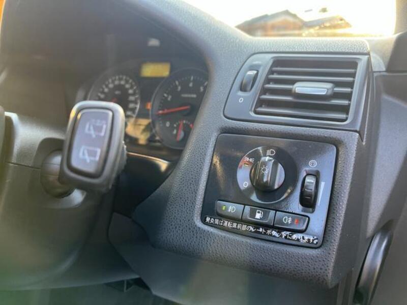 V50