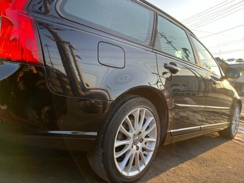 V50