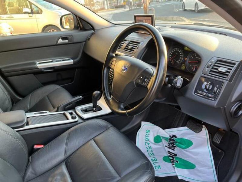 V50