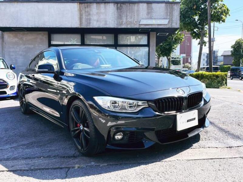 BMW 4 SERIES