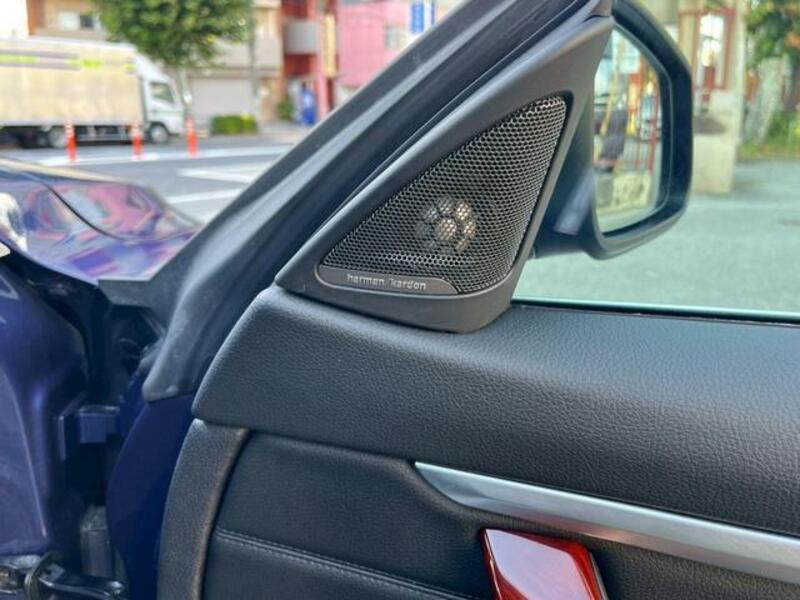 D4