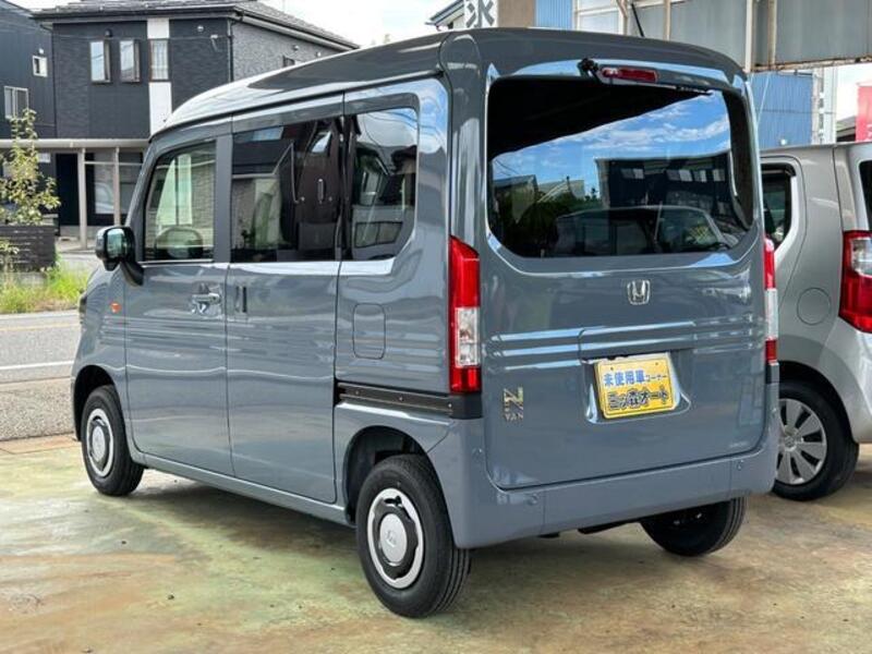 N-VAN