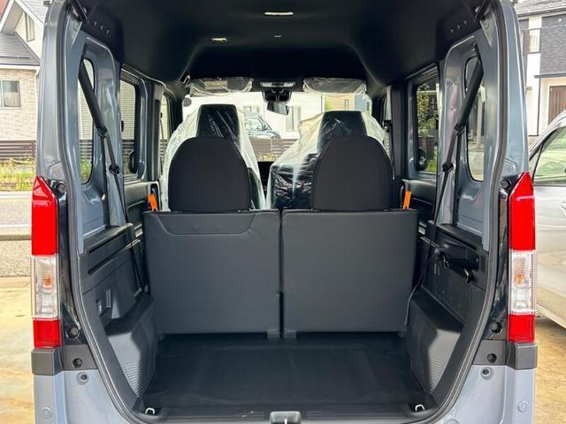 N-VAN
