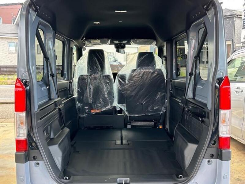 N-VAN