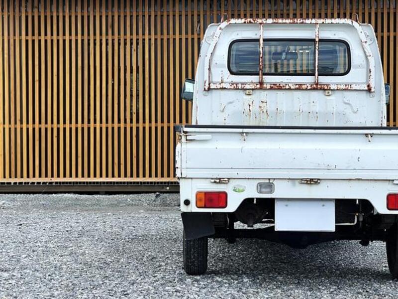 CARRY TRUCK