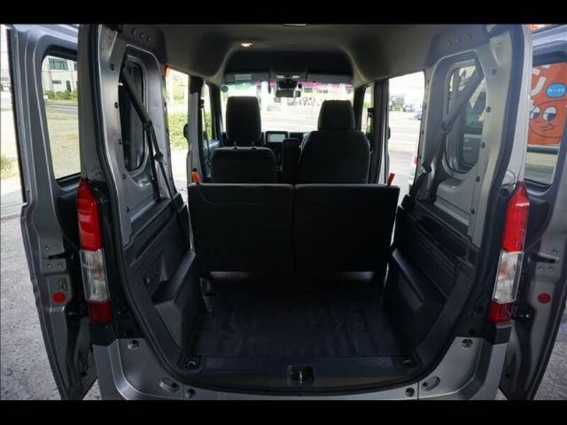 N-VAN