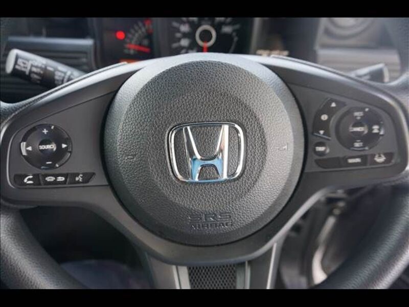 N-VAN