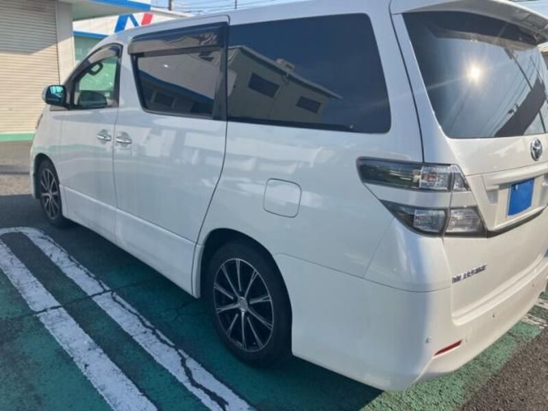 VELLFIRE