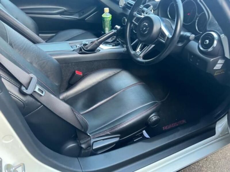 ROADSTER