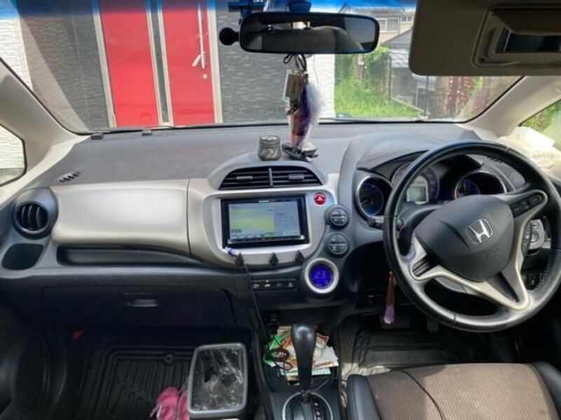 FIT HYBRID