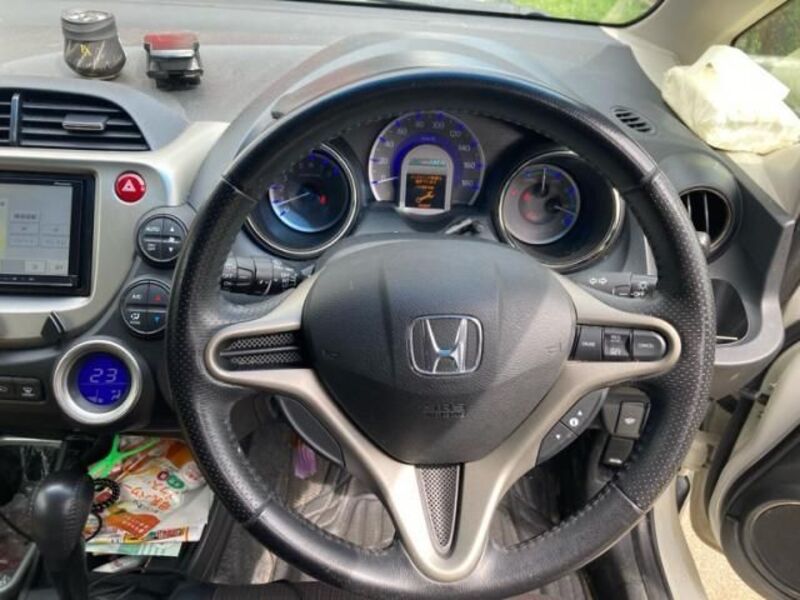 FIT HYBRID