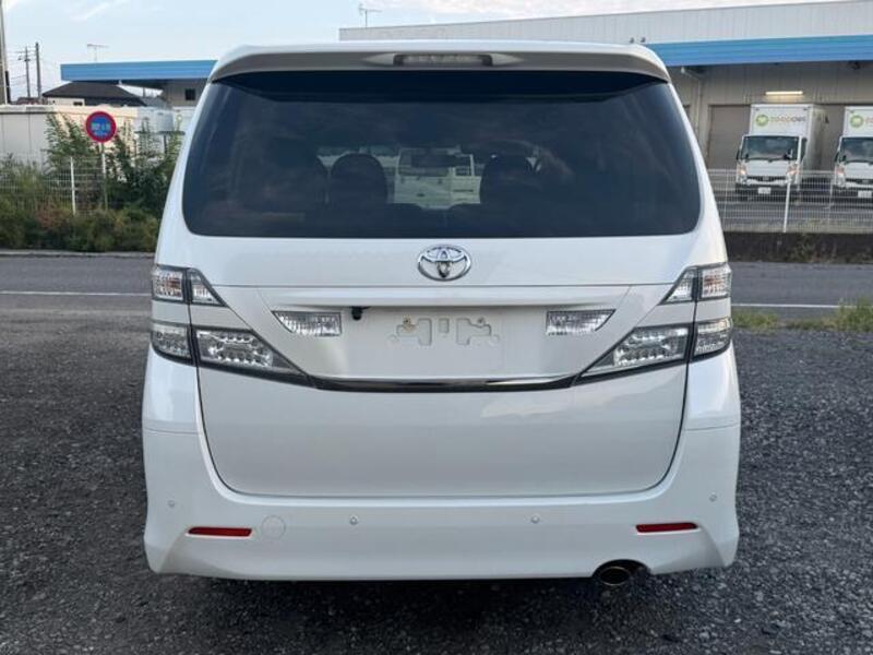 VELLFIRE