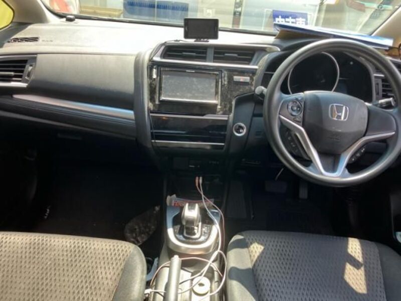 FIT HYBRID