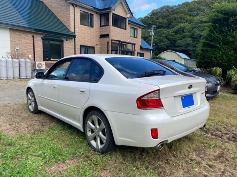 LEGACY B4