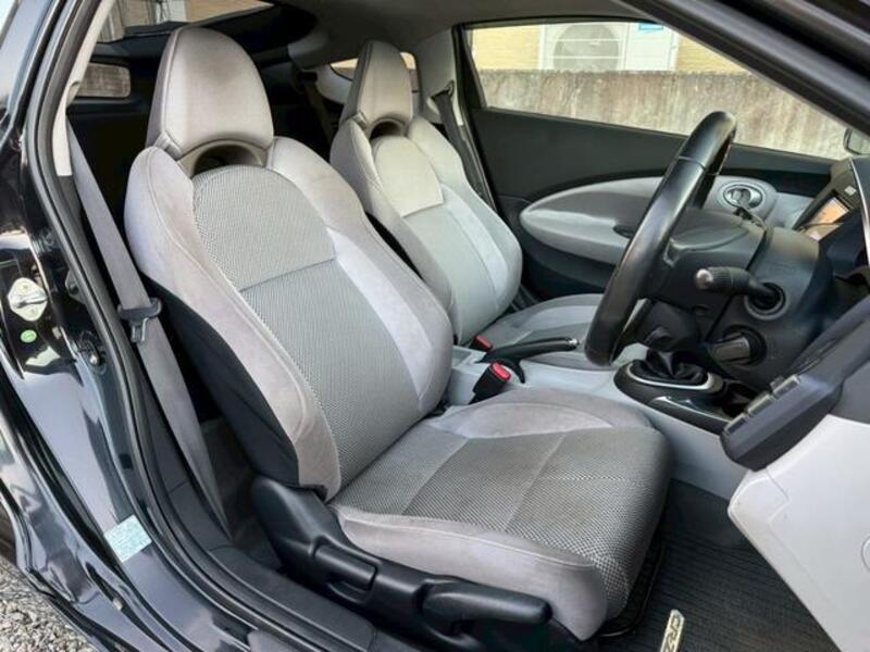 CR-Z