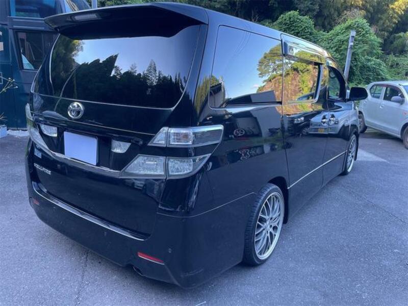 VELLFIRE