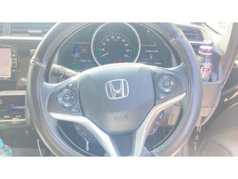 FIT HYBRID